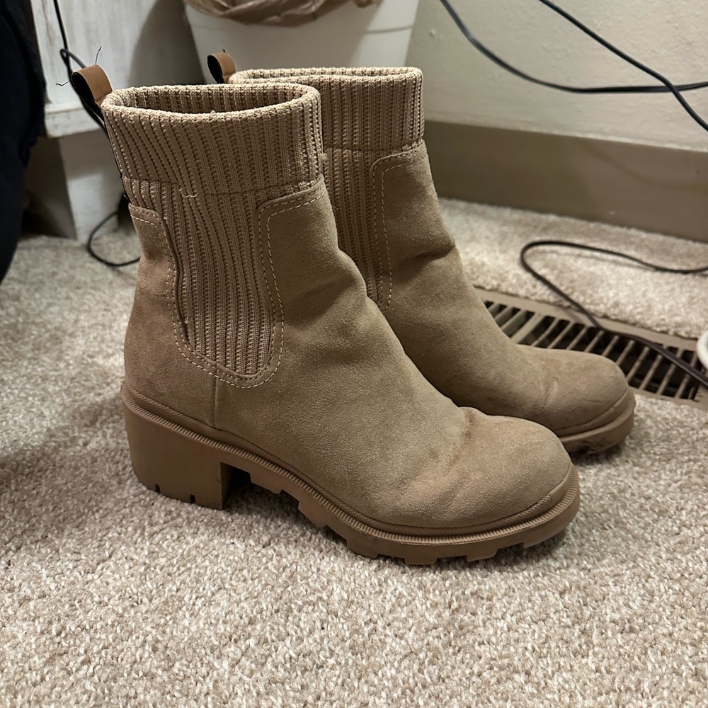 Steven New York Women's Tan Suede Boots